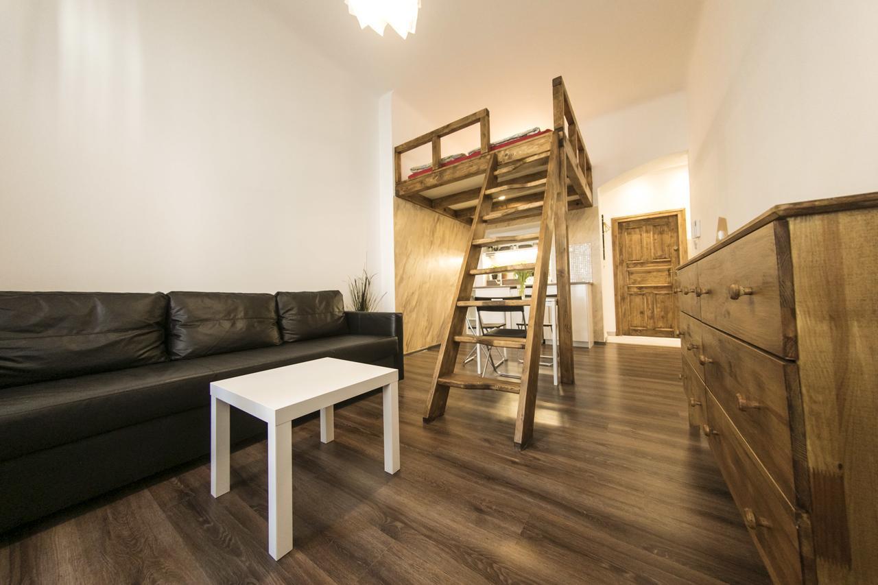 Freedom Rooms & Apartments Praga Exterior foto