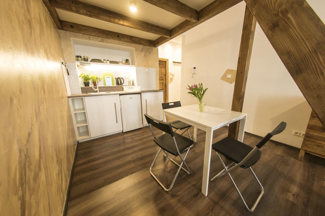 Freedom Rooms & Apartments Praga Exterior foto